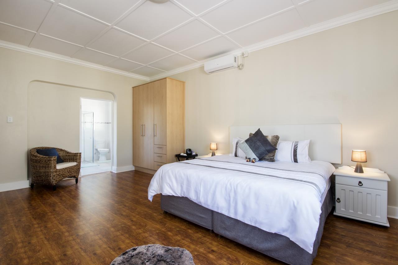 Walmer Villiers Self Catering Port Elizabeth Exteriör bild