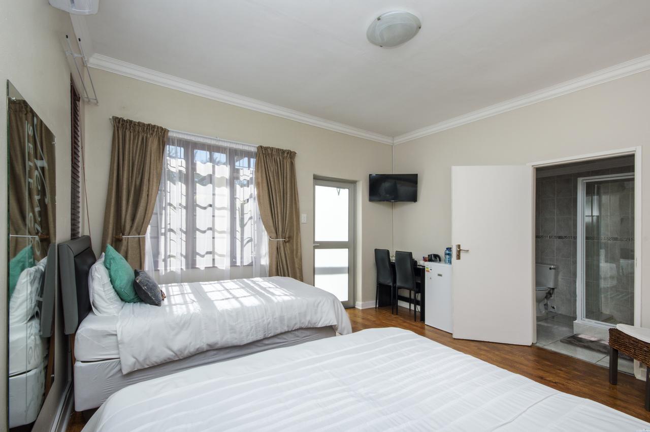 Walmer Villiers Self Catering Port Elizabeth Exteriör bild